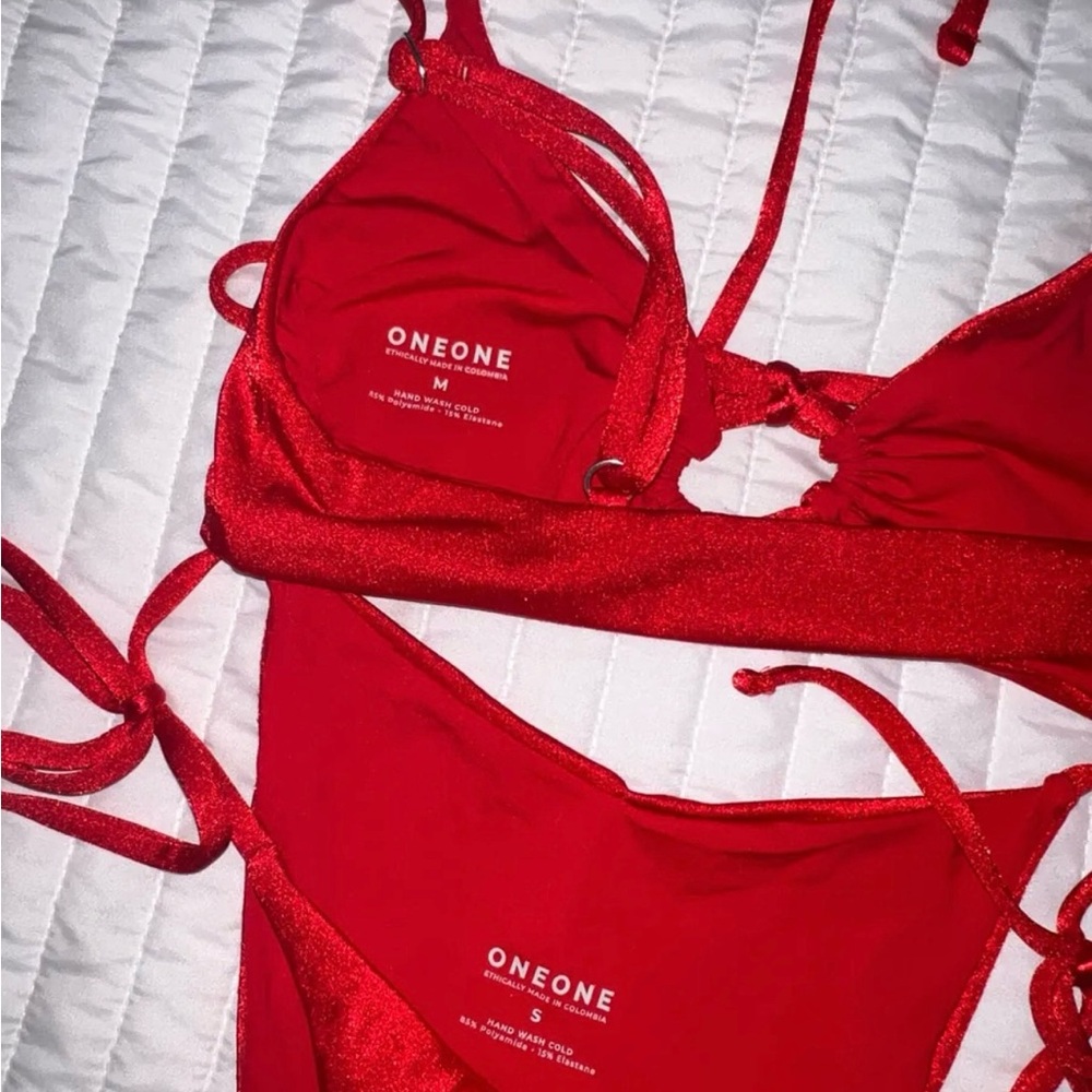 Red Bikini Set - Picture 3 of 4